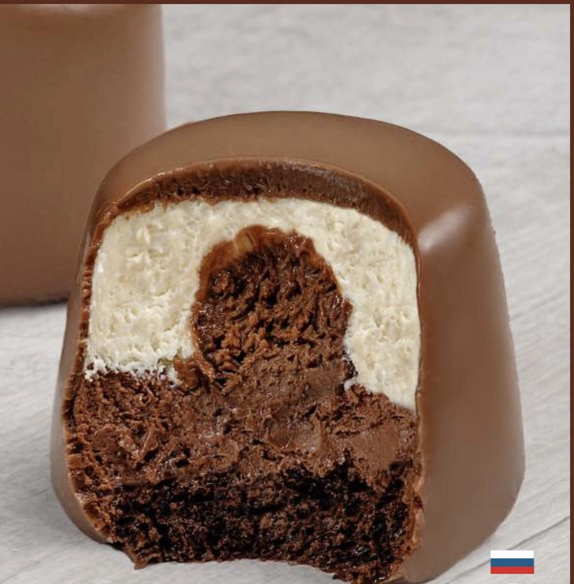 Шоколадно-муссовое пирожное